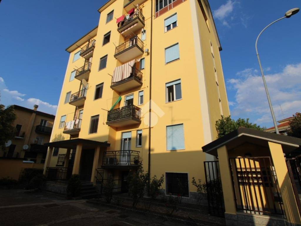 appartamento in vendita a Bareggio
