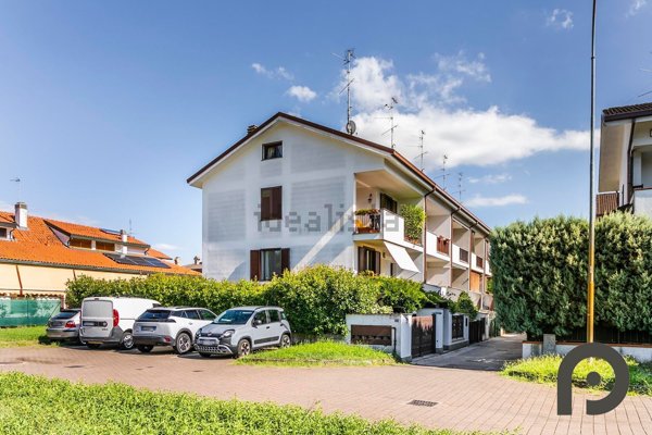 appartamento in vendita a Bareggio
