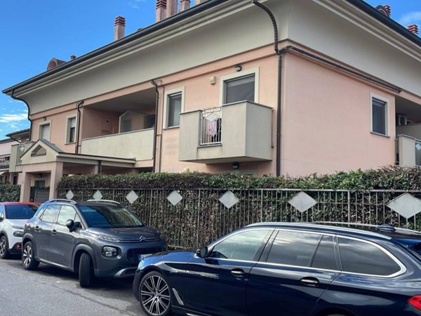 appartamento in vendita a Bareggio