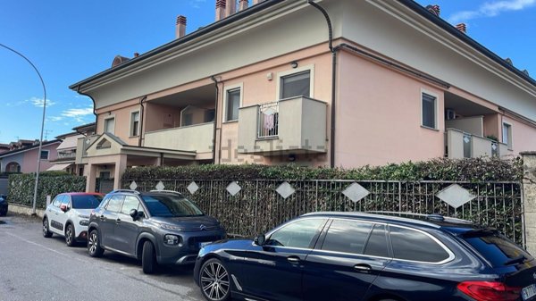 appartamento in vendita a Bareggio