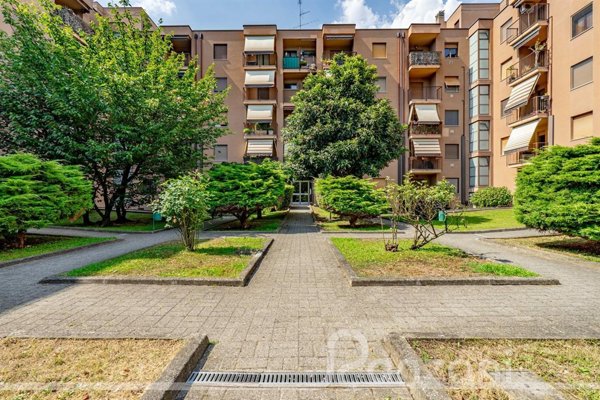 appartamento in vendita a Bareggio