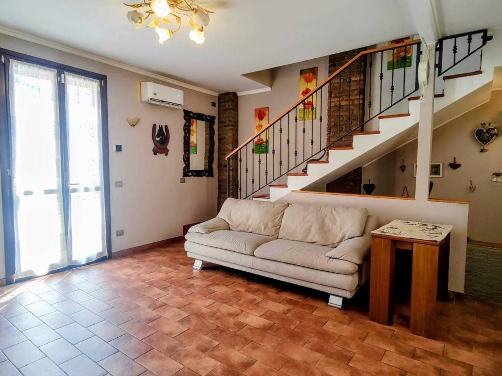 appartamento in vendita a Bareggio