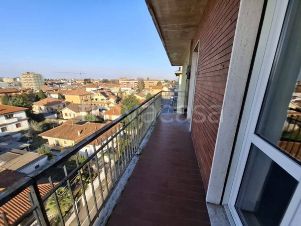 appartamento in vendita a Bareggio