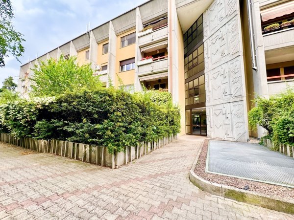 appartamento in vendita a Bareggio
