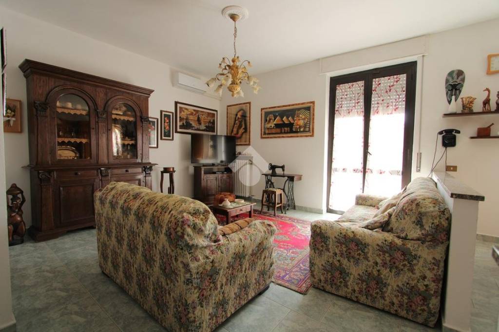 appartamento in vendita a Bareggio