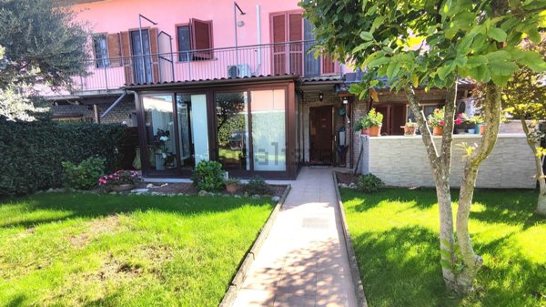 appartamento in vendita a Bareggio