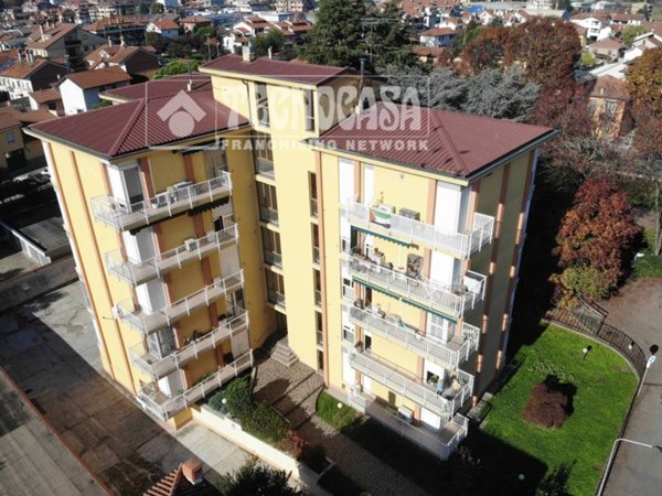 appartamento in vendita a Bareggio