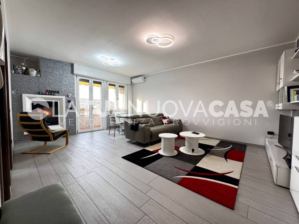 appartamento in vendita a Bareggio