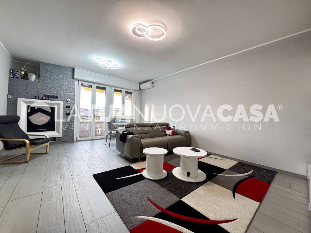 appartamento in vendita a Bareggio