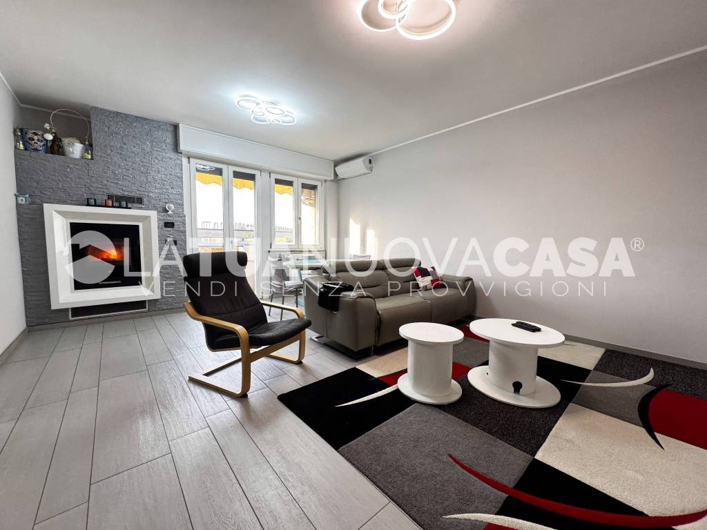 appartamento in vendita a Bareggio