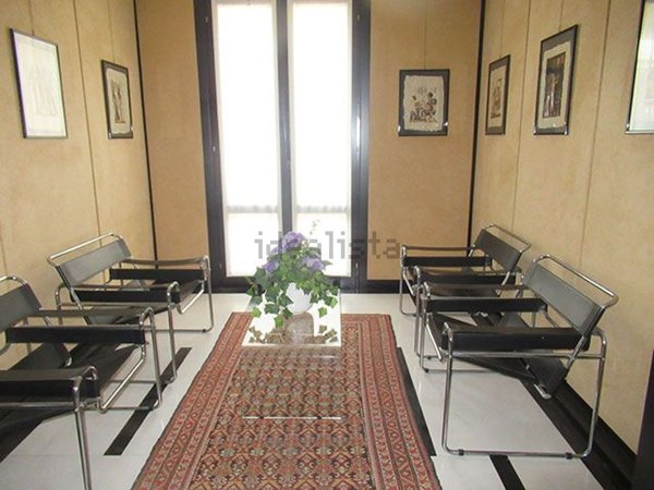 ufficio in vendita a Bareggio