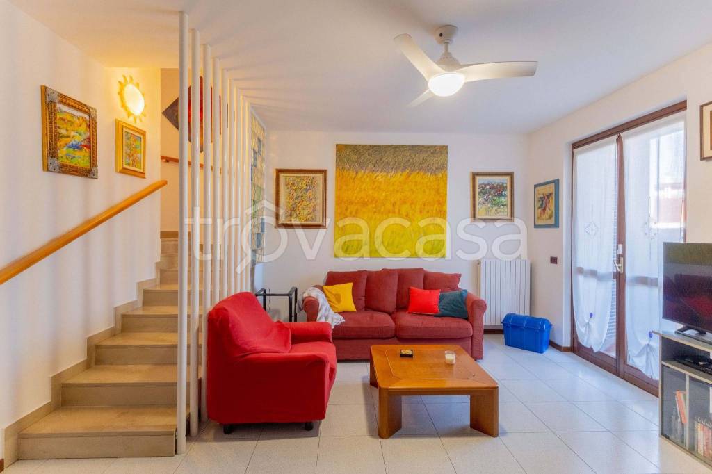 appartamento in vendita a Bareggio