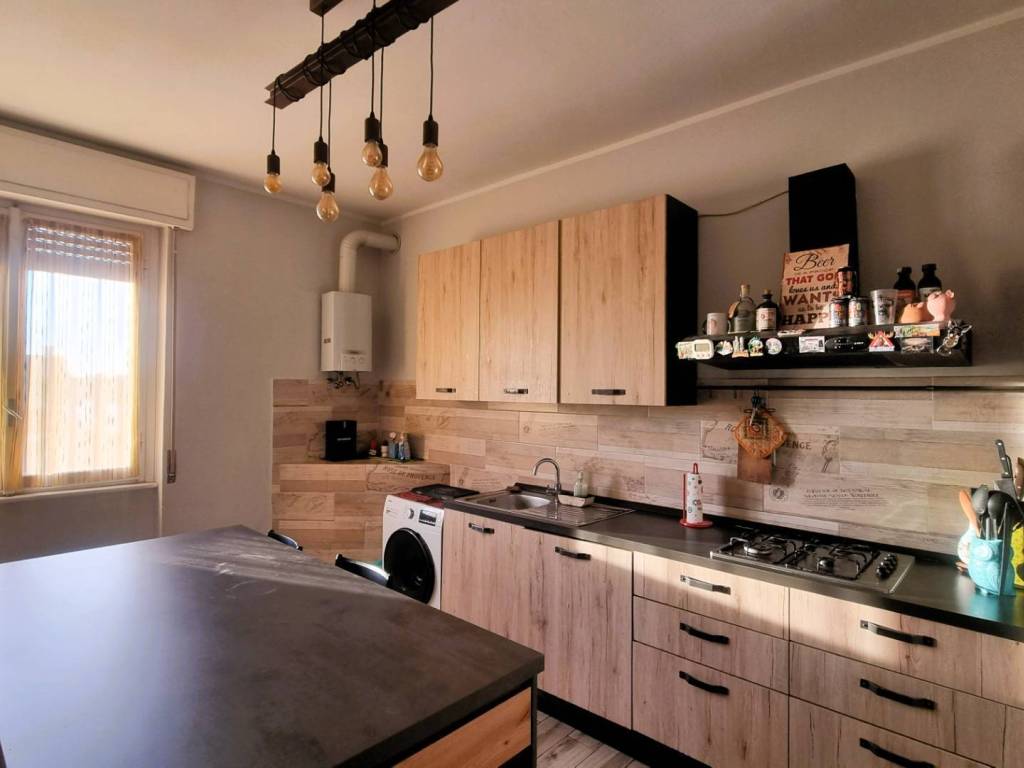 appartamento in vendita a Bareggio