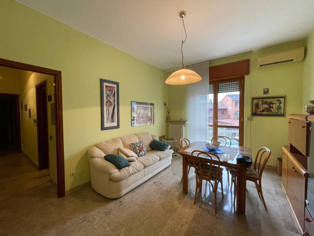 appartamento in vendita a Bareggio