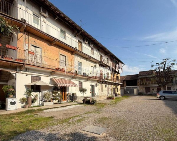 appartamento in vendita a Bareggio