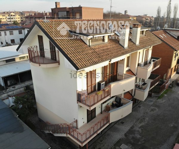 appartamento in vendita a Bareggio