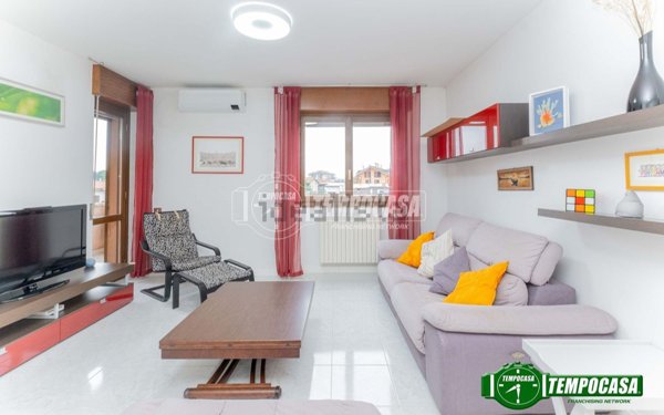 appartamento in vendita a Bareggio