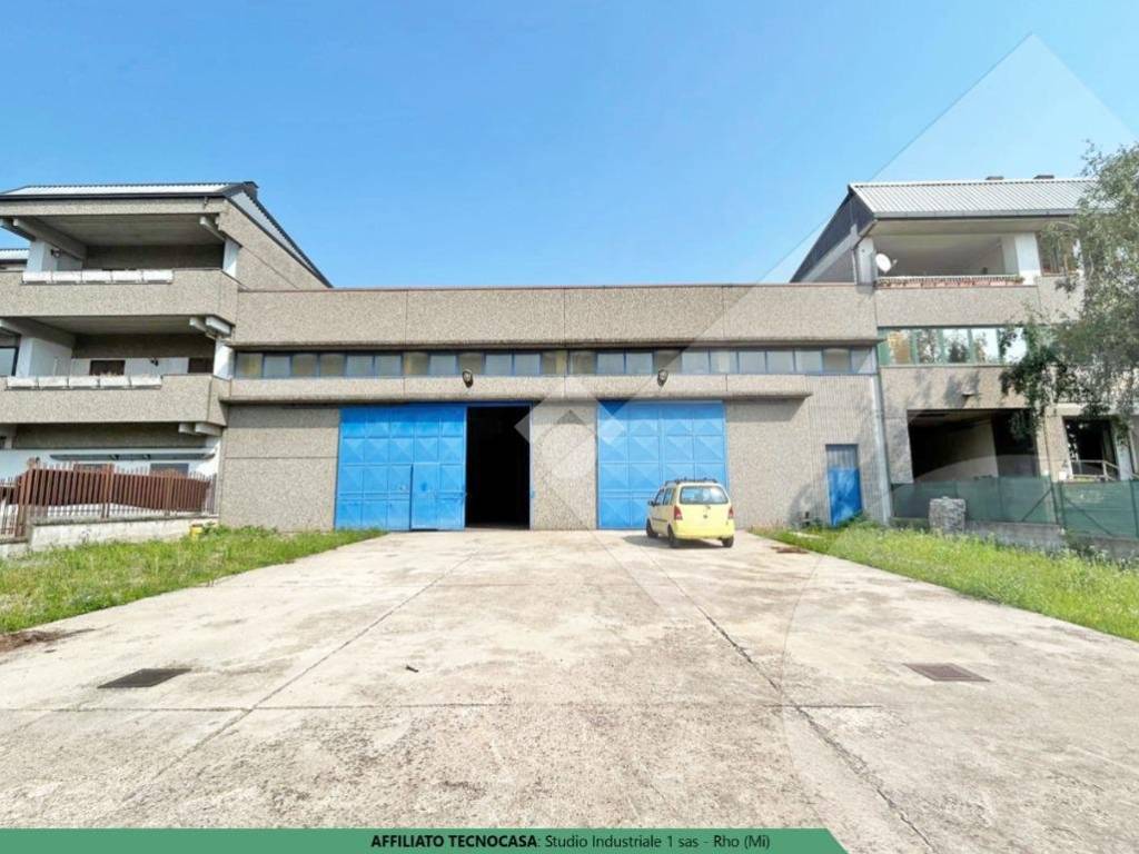 capannone in vendita a Bareggio