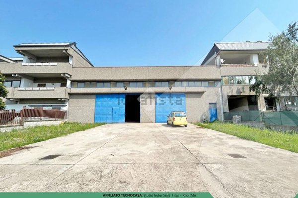 capannone in vendita a Bareggio