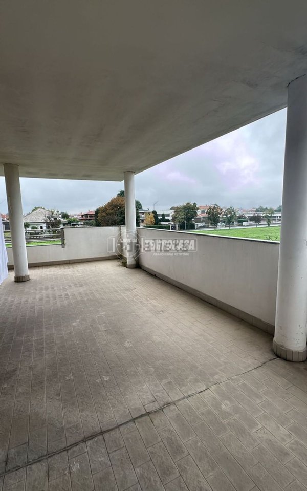 appartamento in vendita a Bareggio