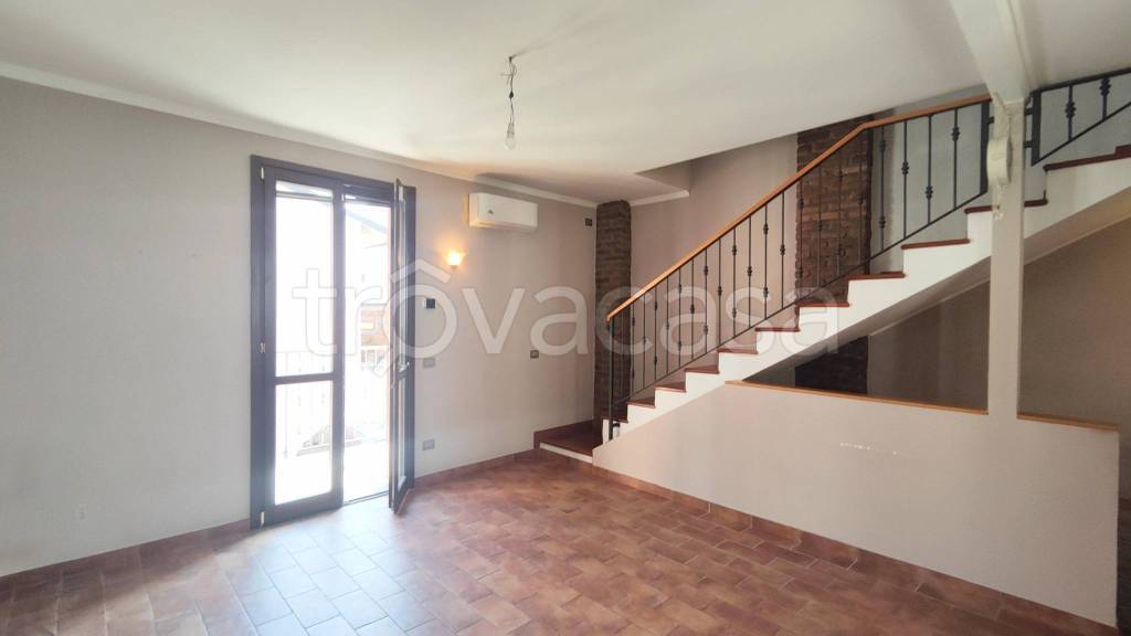 casa indipendente in vendita a Bareggio