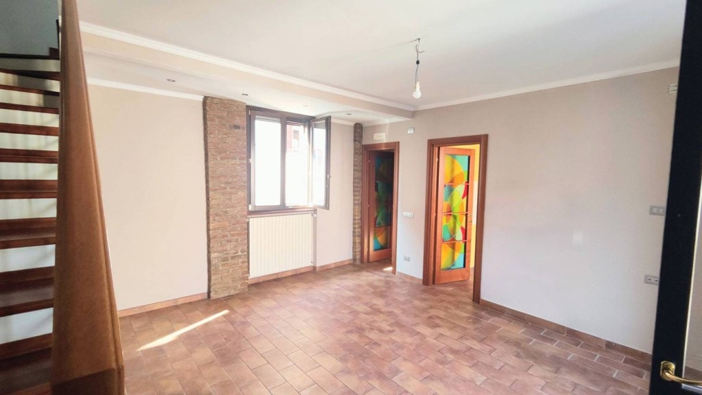 casa indipendente in vendita a Bareggio