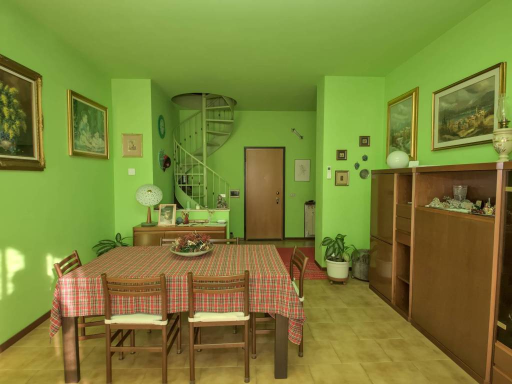 appartamento in vendita a Bareggio