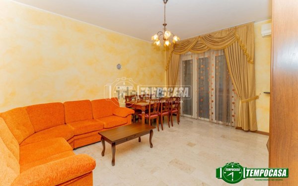 appartamento in vendita a Bareggio