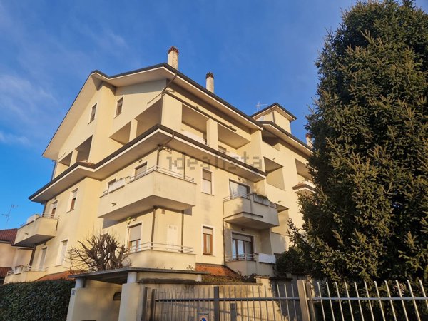 appartamento in vendita a Bareggio