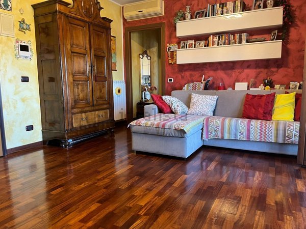 appartamento in vendita a Bareggio