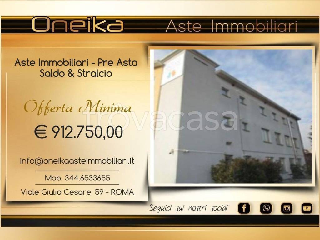 casa indipendente in vendita a Bareggio