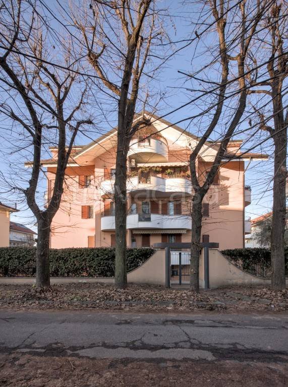 appartamento in vendita a Bareggio