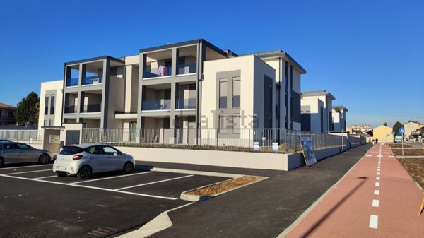 appartamento in vendita a Bareggio