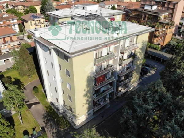 appartamento in vendita a Bareggio