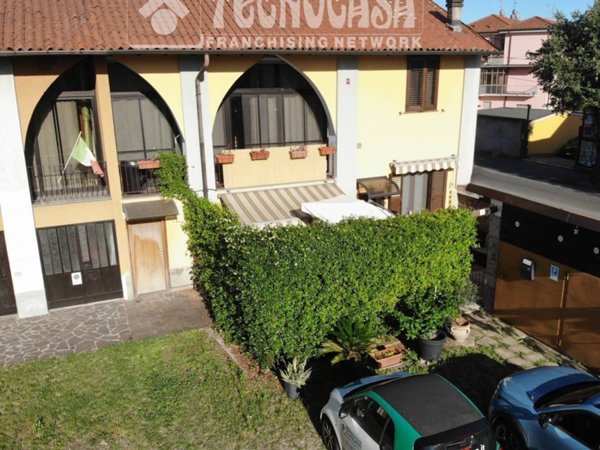 appartamento in vendita a Bareggio