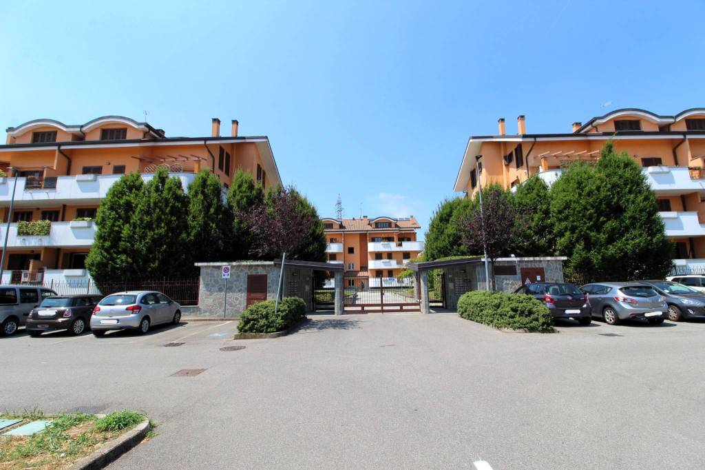 appartamento in vendita a Bareggio