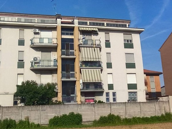 appartamento in vendita a Bareggio