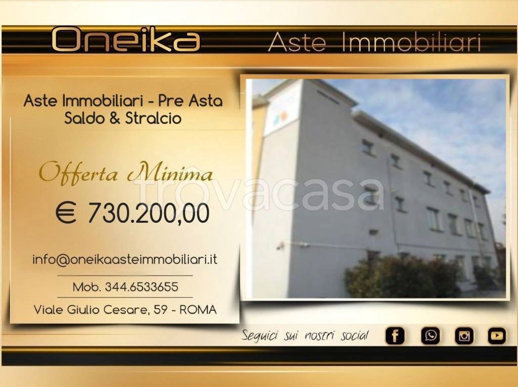 casa indipendente in vendita a Bareggio