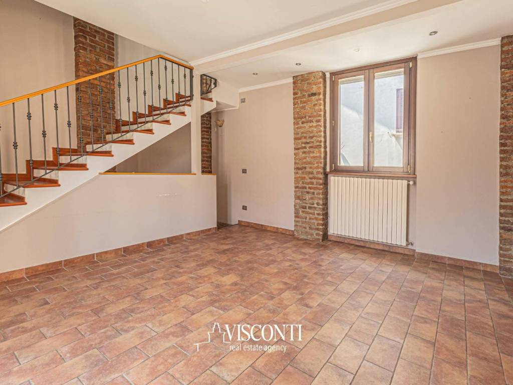 casa indipendente in vendita a Bareggio