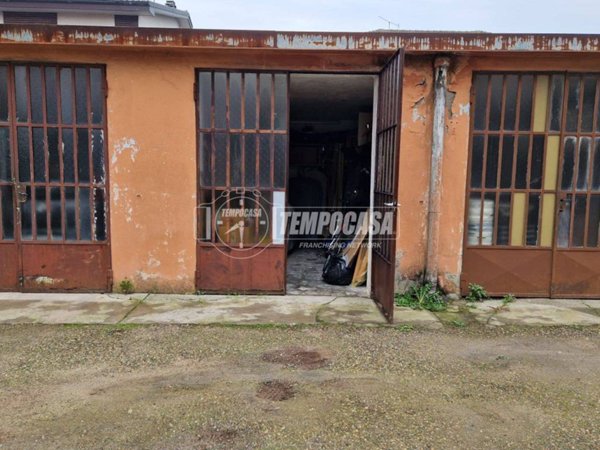 box auto in vendita a Bareggio