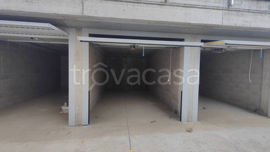 box auto in vendita a Bareggio