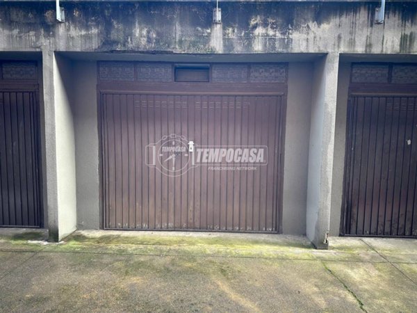 box auto in vendita a Bareggio