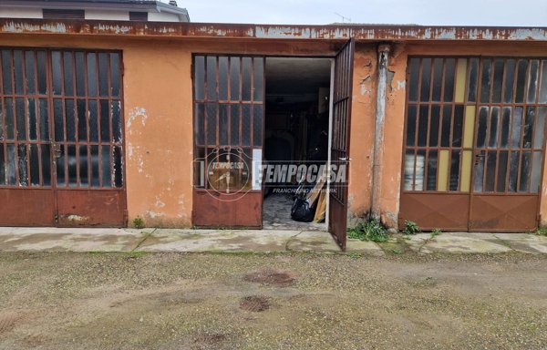 box auto in vendita a Bareggio