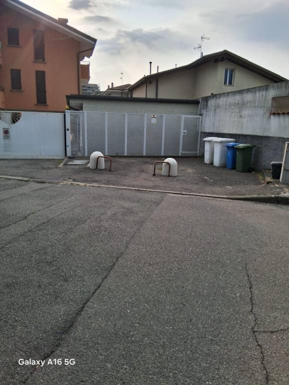 box auto in vendita a Bareggio