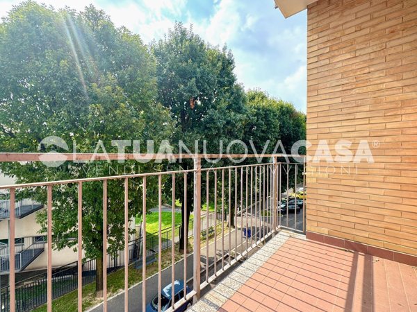 appartamento in vendita a Bareggio