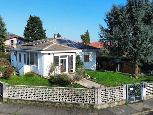 casa indipendente in vendita a Basiano