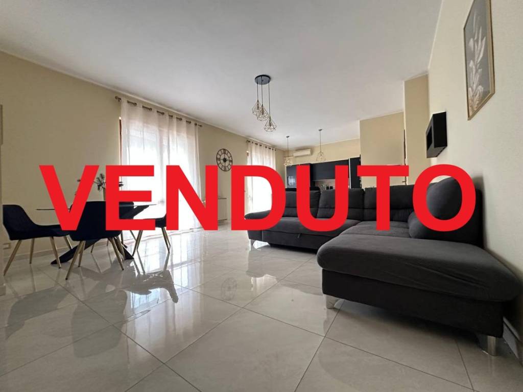 casa indipendente in vendita a Basiano