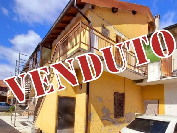 casa indipendente in vendita a Basiano