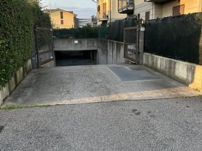 locale di sgombero in vendita a Basiano