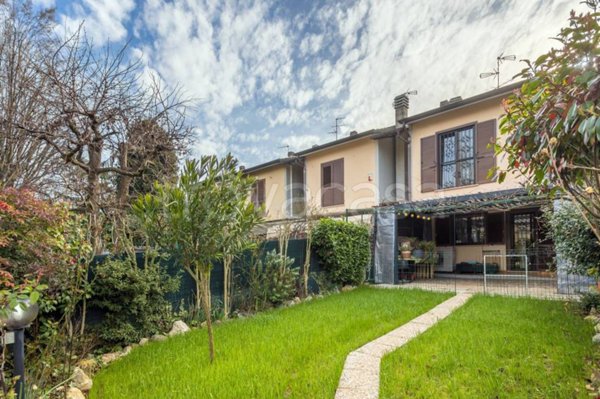casa indipendente in vendita a Basiano